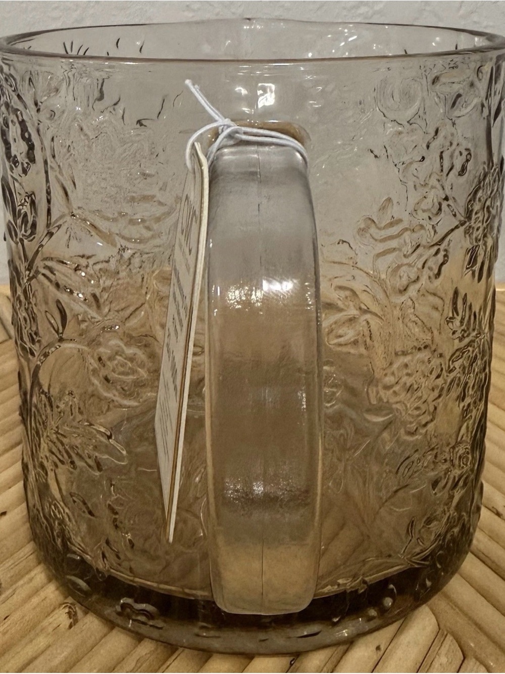 NWT - CWC  Cream Smoke Grey Embossed Floral Glass Measuring Cup 32oz 1000ml - Picture 3 of 12